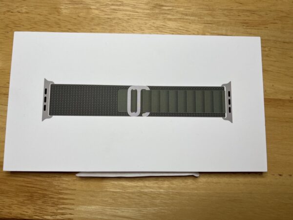 Original Apple Ultra Watch (49 mm) Armband S Alpine Loop Grün Größe S - Armband für 130‑160 mm Umfang