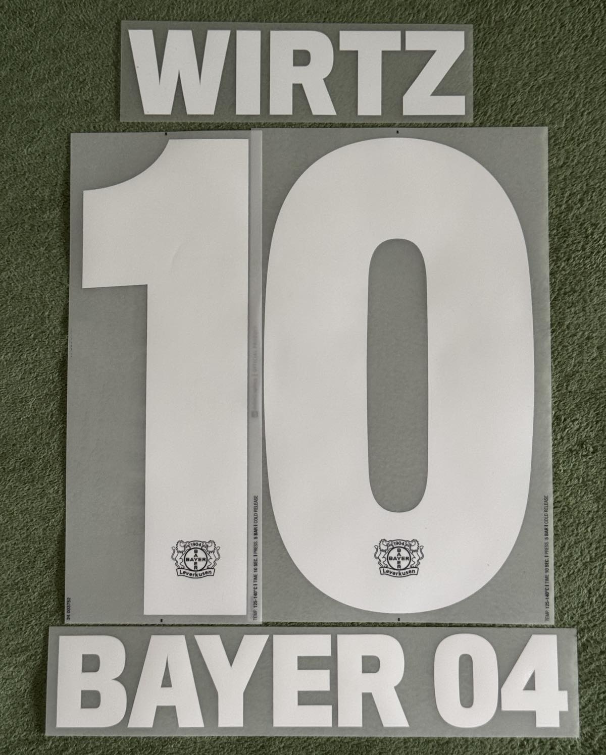 Bayer 04 Leverkusen Spieler Flock WIRTZ Castore Home Trikot 2024-2025