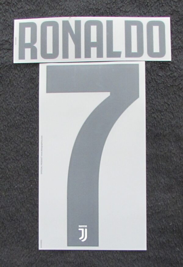 Juventus Turin Torino Player Flock fürs adidas Home Trikot Ronaldo 2018-2019